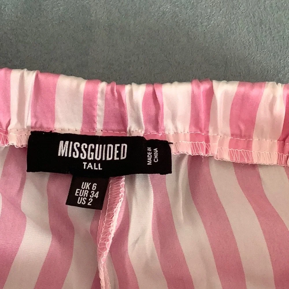 MISSGUIDED Pajama Set - Picture 11 of 16